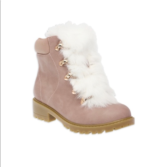 wonder nation Other - Wonder Nation Faux Fur girls sneaker boots